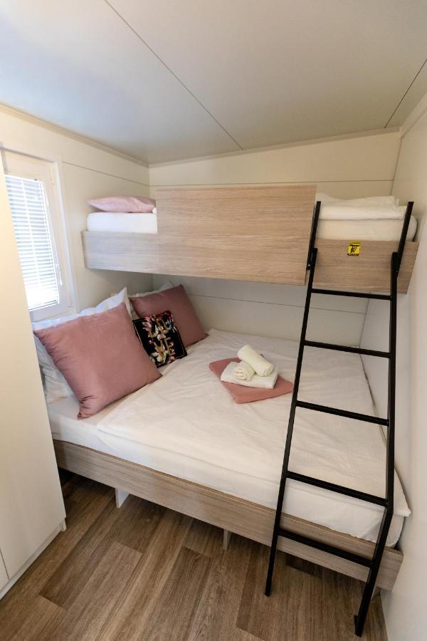 Mobile Home Whit Sea View Lavojesa Drage Luaran gambar